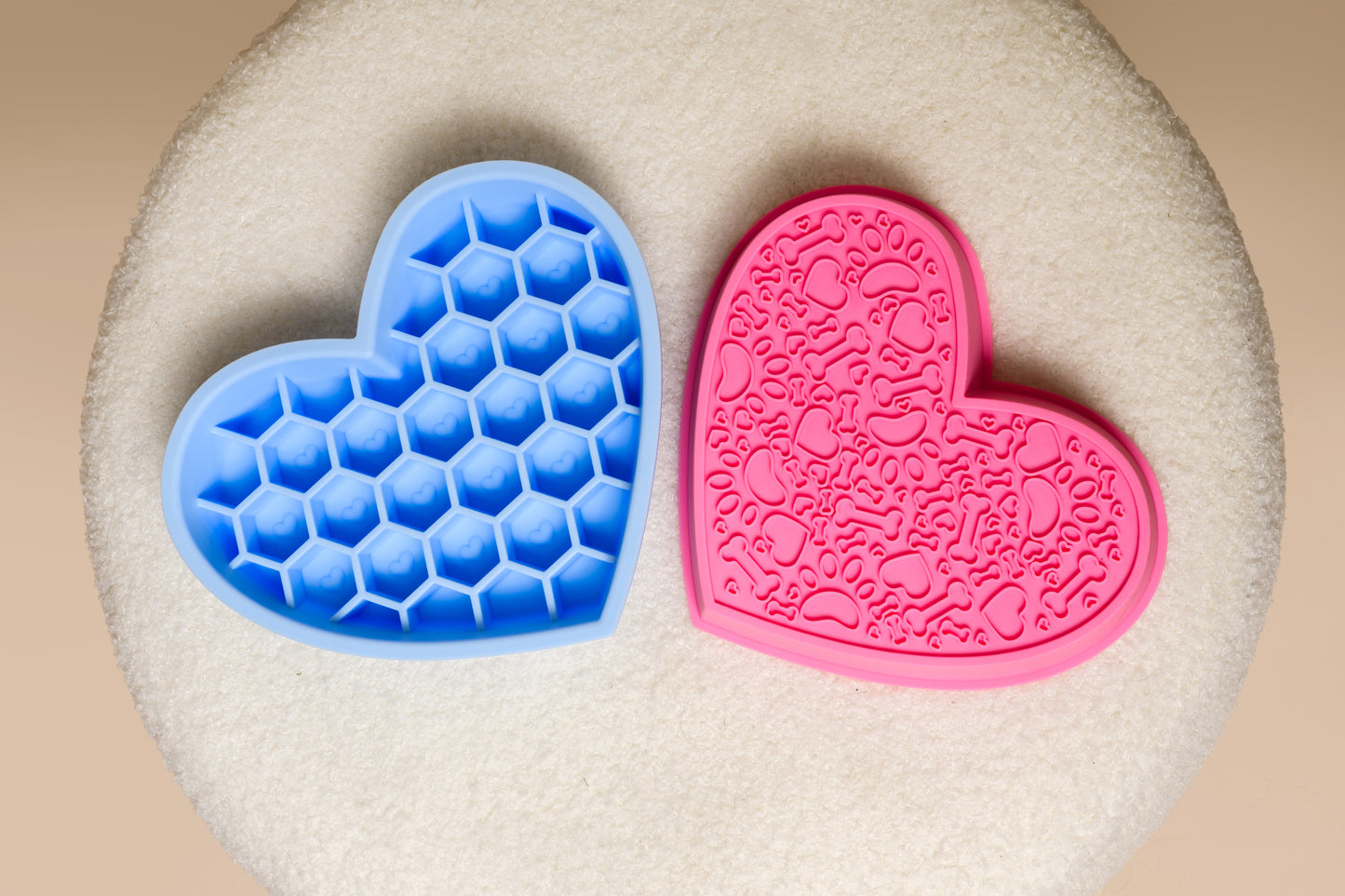 2-in-1 Heart Slow Feeder & Lick Mat - Blush