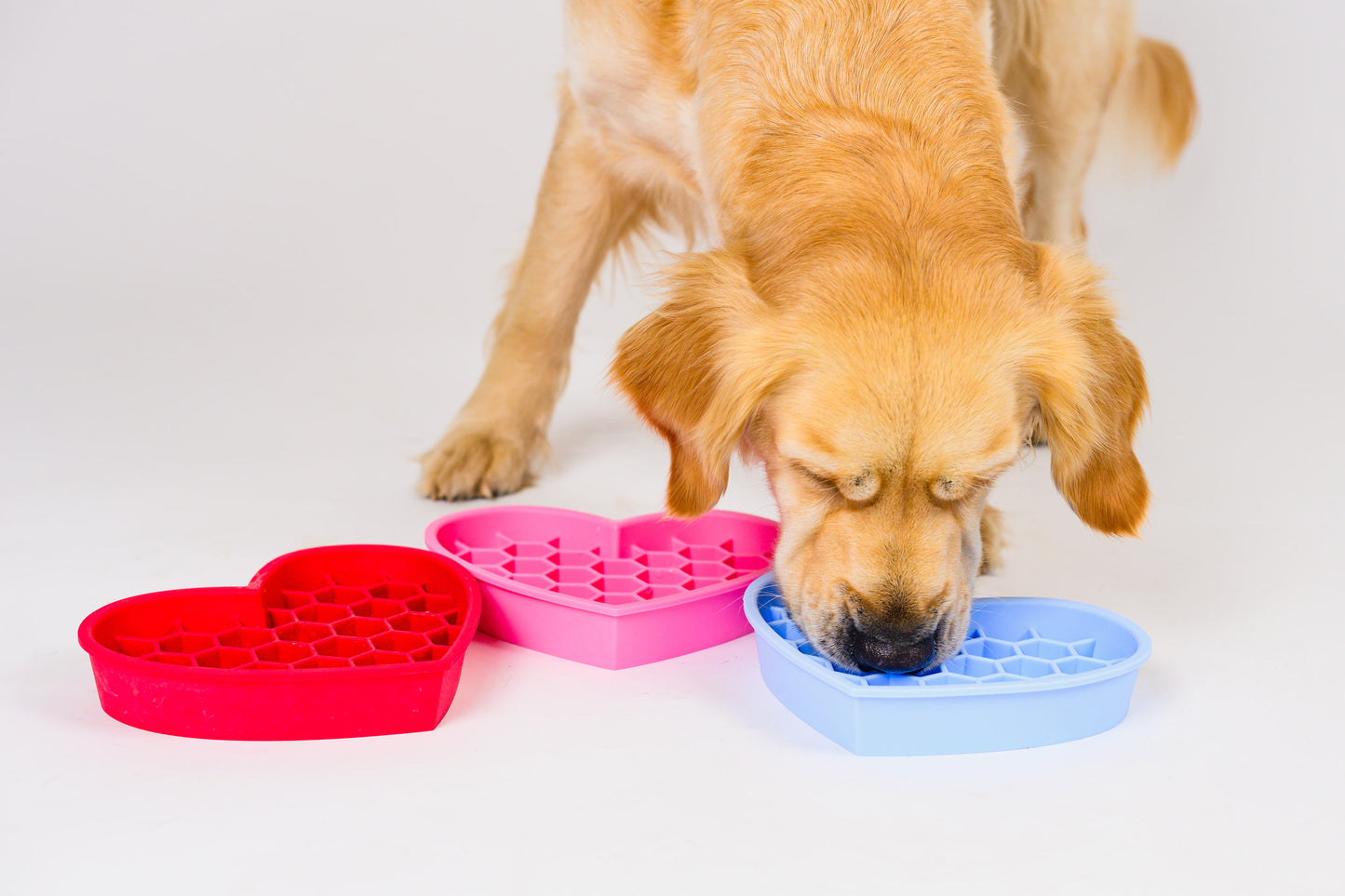 2-in-1 Heart Slow Feeder & Lick Mat - Sky