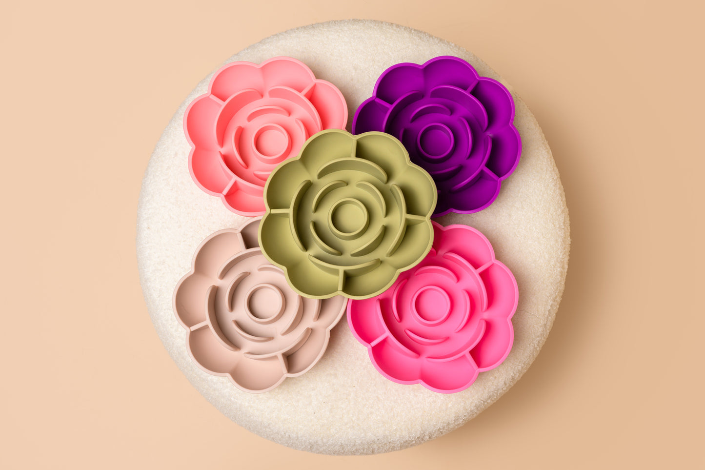 Flower Slow Feeder - Olive